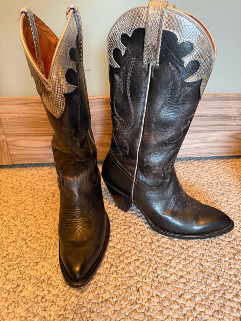 Idyllwind Orange Leather Boot Lining with Printed Logo